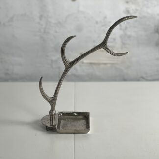 Поставка за бижута