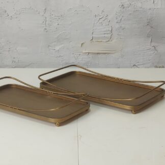 Комплект два метални подноса
